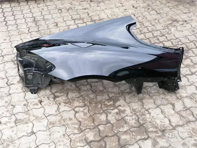 Porsche Cayman 718 GT4 Right Rear Wing 982809086CY Rear Right Fender