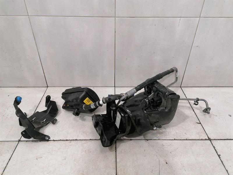 McLaren 720S Coupe Power Steering Pump 14DA006CP Power Steering Pump