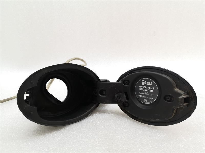 Bentley Continental GT V8S fuel filler cap 3W8809857M fuel cap tank flap