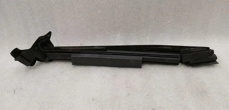 Bentley Continental GTC V8S window seal 3W7867415 seal side window left