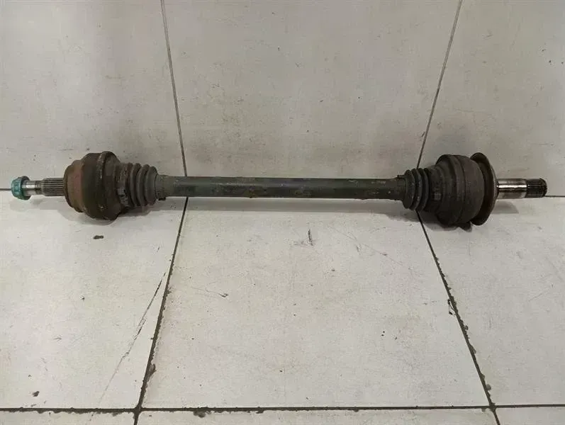 Mercedes C63 AMG W205 Drive Shaft Rear Re A2053500914 Rear Right Drive Shaft