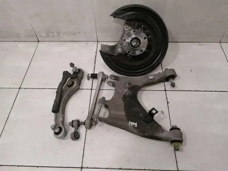 BENTLEY CONTINENTAL GT V8S Right Rear Hub 3W0505436A Wheel Bearing Housing Rear Set