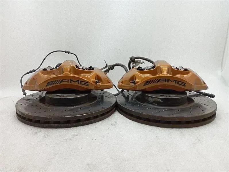 MERCEDES C63 AMG W205 BRAKE CALIPER A2054216798 FRONT SET BRAKE SYSTEM M177