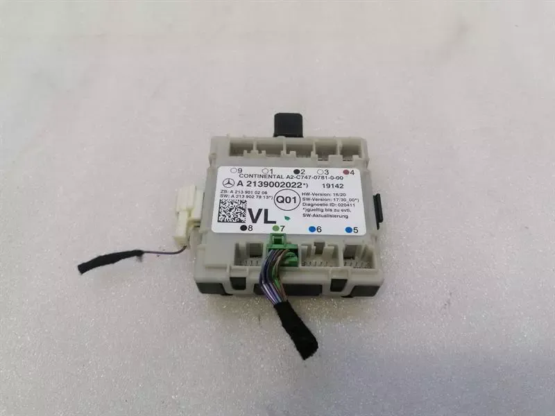 Mercedes C Coupe W205 Left Door Module A2139002022 Control Unit Left Door