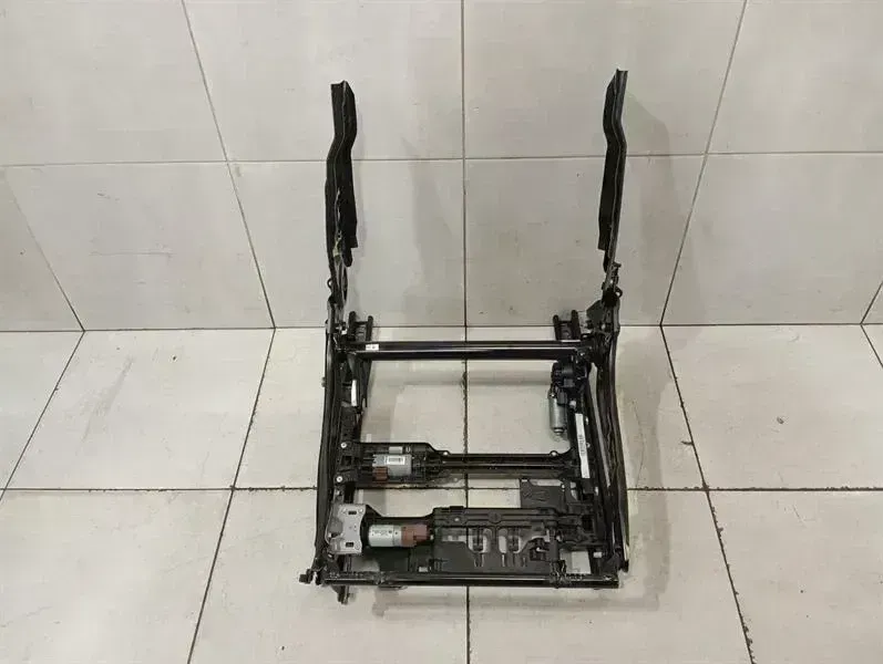 Mercedes C Class W205 Front Right Seat AMG Frame Seat Interior A0009109002