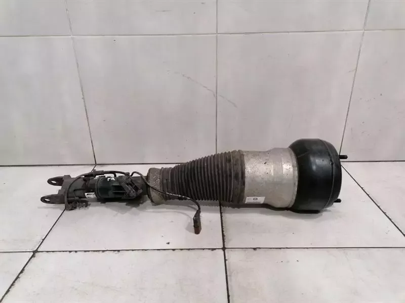 Mercedes CL63 AMG M177 W217 Shock Absorber Front A2173207201 Shock Absorber Front