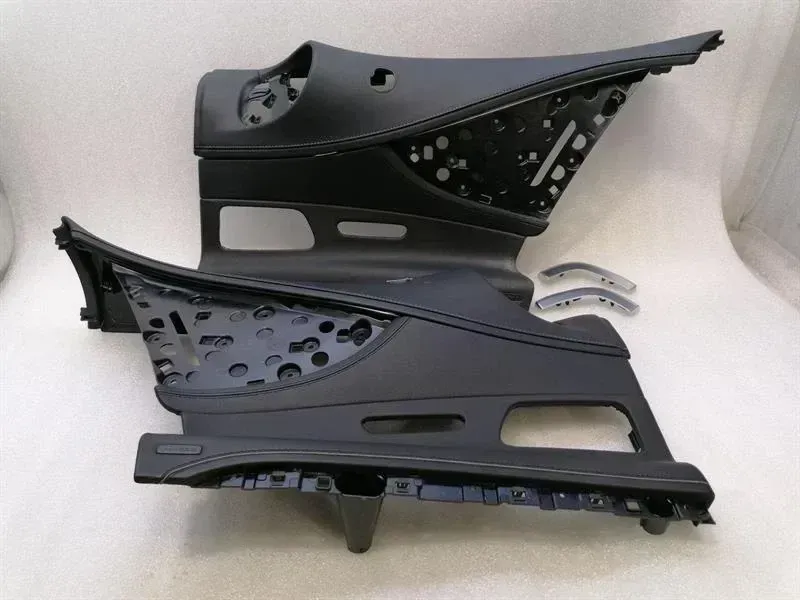 MERCEDES CL W217 A2176906104 LEATHER / NAPPA / SEMI-ANILINE 1/4 PANELS