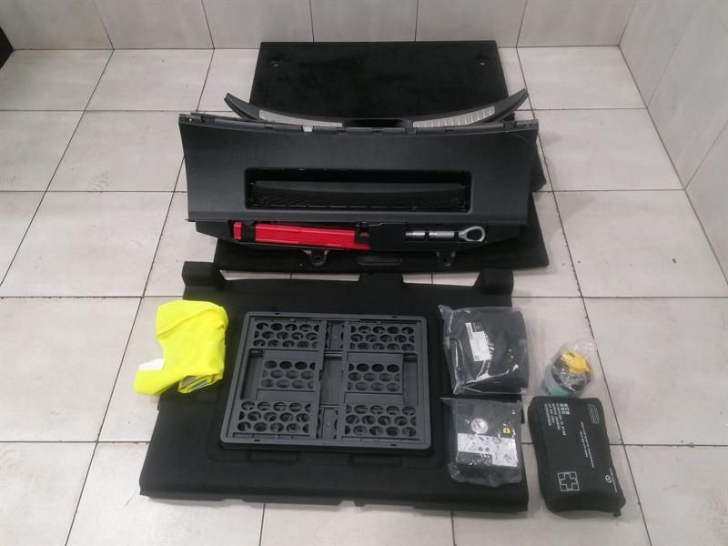 Mercedes GT 4-DOOR X290 GT63S Luggage Cover A2906804002 Trunk Bezel