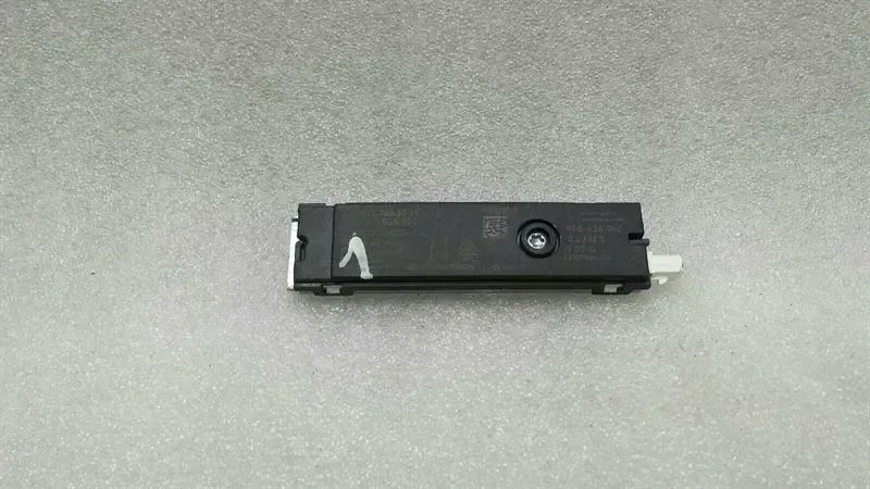 Mercedes C Class W205 Aerial / Antenna A2229055804 Aerial C63