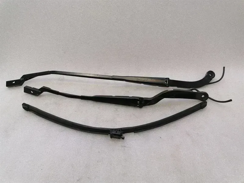Ferrari Roma F169 Wiper Arm 959223 Windshield Wiper RHD SET RIGHT HANDLE