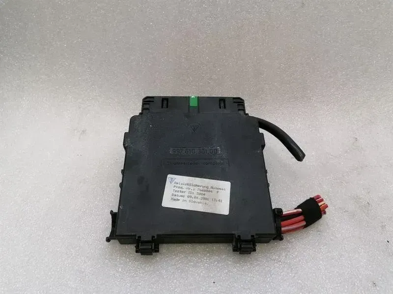 Porsche 911 997 Fuse Box 99761030100 Fuse Box