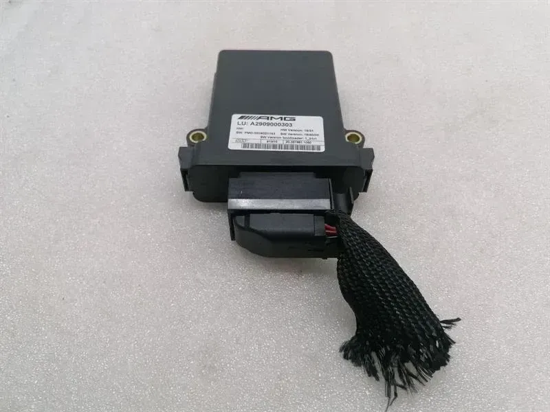 Mercedes E63 AMG W213 Active Engine Mount Module A2909000303 Control Unit M177