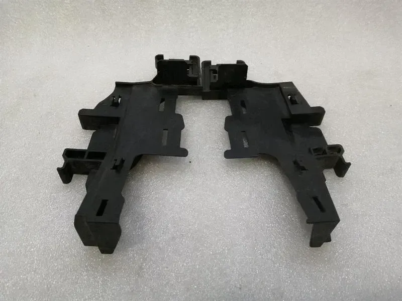Mercedes E Class W213 Radiator Holder Bracket Set A2135011400 Holder Carrier