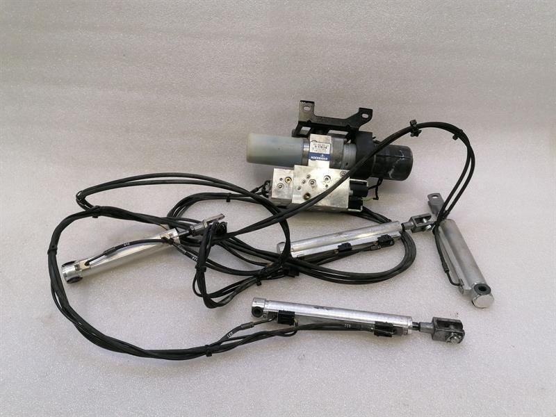 Porsche 911 991 Hydraulic Pump 99156205900 Hydraulic Pump Convertible Targa