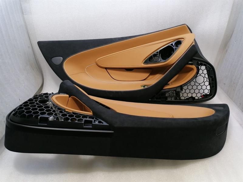 McLaren 570S Spider Door Card SET 13NA272CP Door Trim SET LEATHER