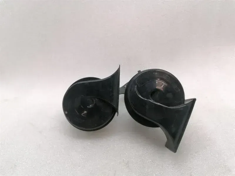 Porsche 911 997 horn 99763501505 horn fanfare