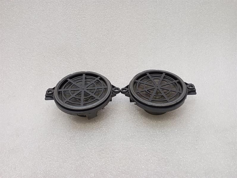Porsche 911 997 Speaker Set Of 2 99764554300 Speaker Set