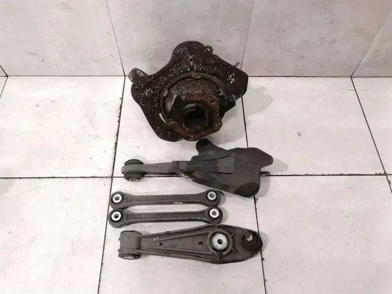 Porsche 911 997 Right Rear Hub Set 99733111207 Wheel Bearing Housing Rear Right