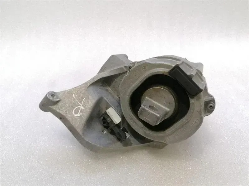 Bentley Continental GT 18-24 3S 3SD Engine Mount 3SA199384A Engine Mount