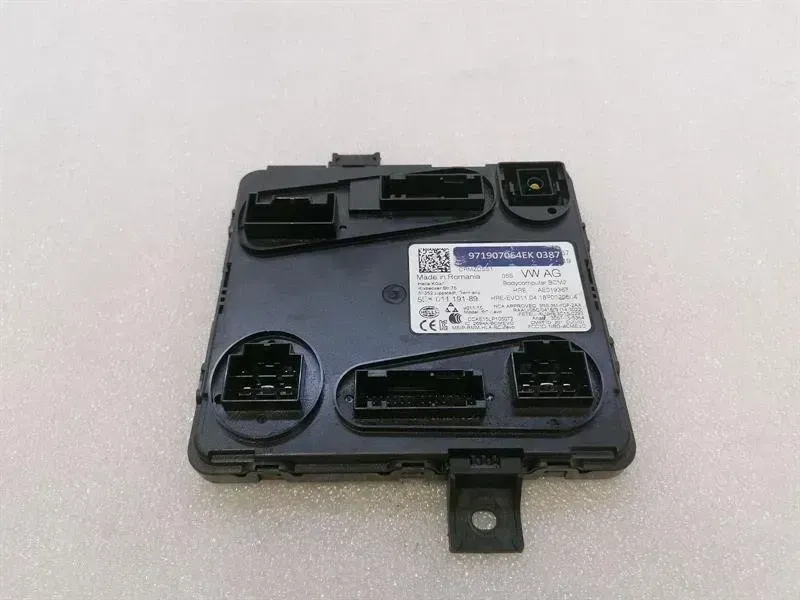 Bentley Continental GT 18-24 3S 3SD Rear BCM Module 971907064EK ECU BCM2