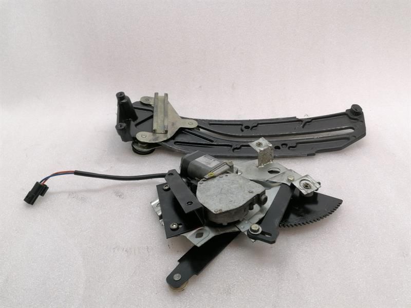 ASTON MARTIN DB7 Left Rear Winder 91669 Rear Window Li Steering Wheel 76-90253