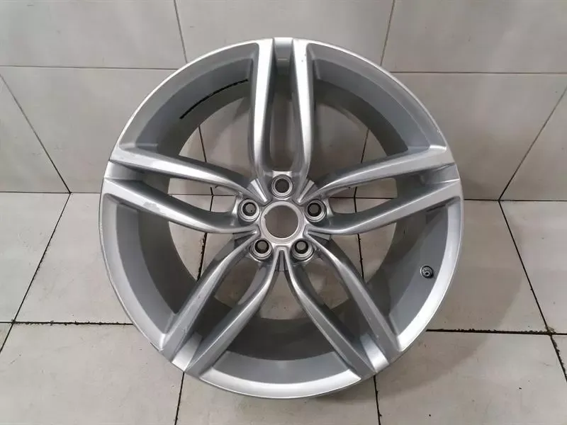 Aston Martin DB9 COUPE Alloy Wheel CG43-9965G-BA Alloy Wheel VIRAGE R20 20 11J