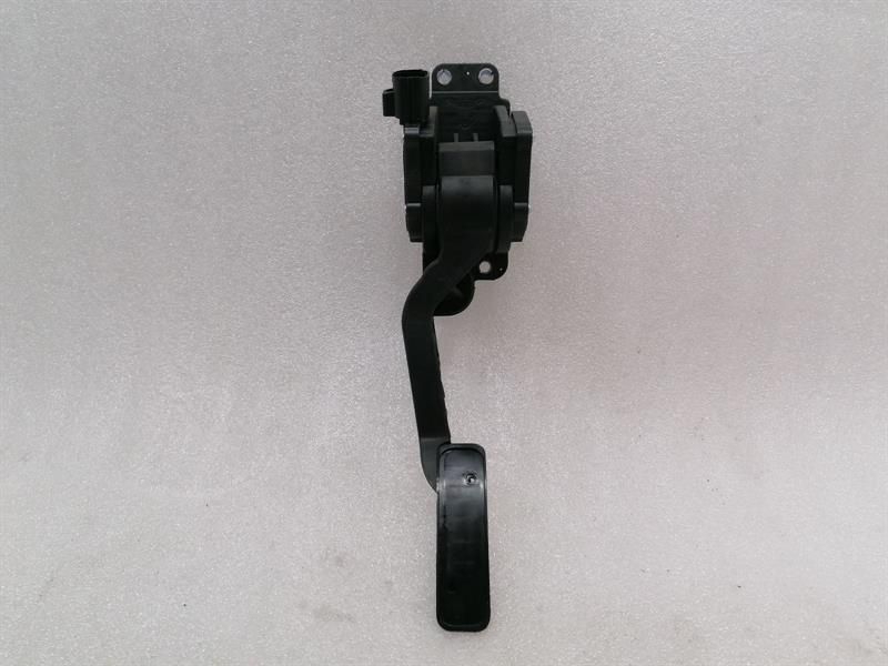 ASTON MARTIN VANTAGE V12 Gas Pedal (Electrical) ED23-9F836-CA Accelerator Pedal