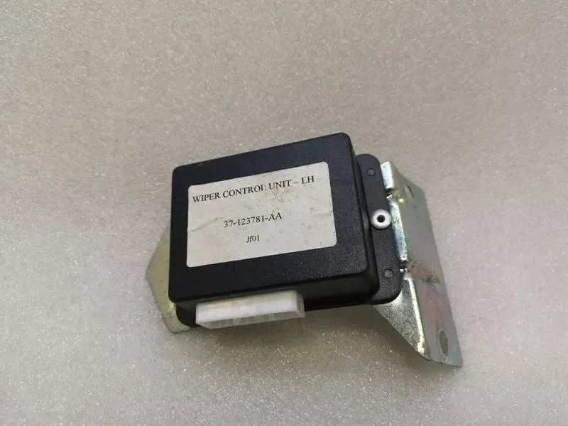 Aston Martin DB7 Vantage Wiper Control Module 37-123781-AA Control Unit