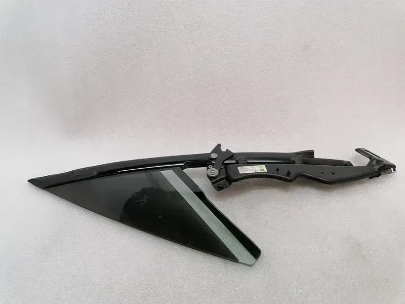 ASTON MARTIN RAPID S Left Front 1/4 Glass AD43-C262A37-AL Door Window 1⁄4 Front LH