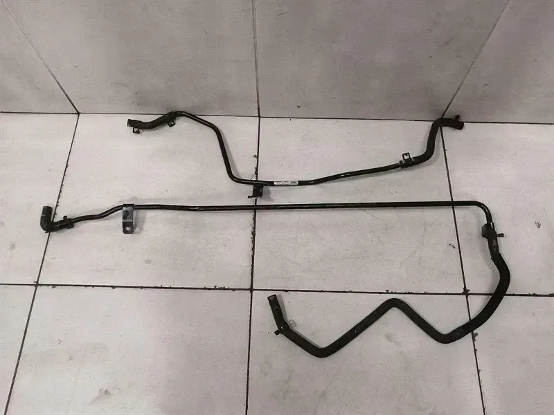 Aston Martin DB9 Volante Cooling Pipe CD33-8C363-AC Hose Pipe Kit