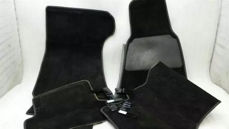 Aston Martin Vanquish S AM29 RHD Floor Matts Set 8D33-130A39-AAW Right Hand Drive