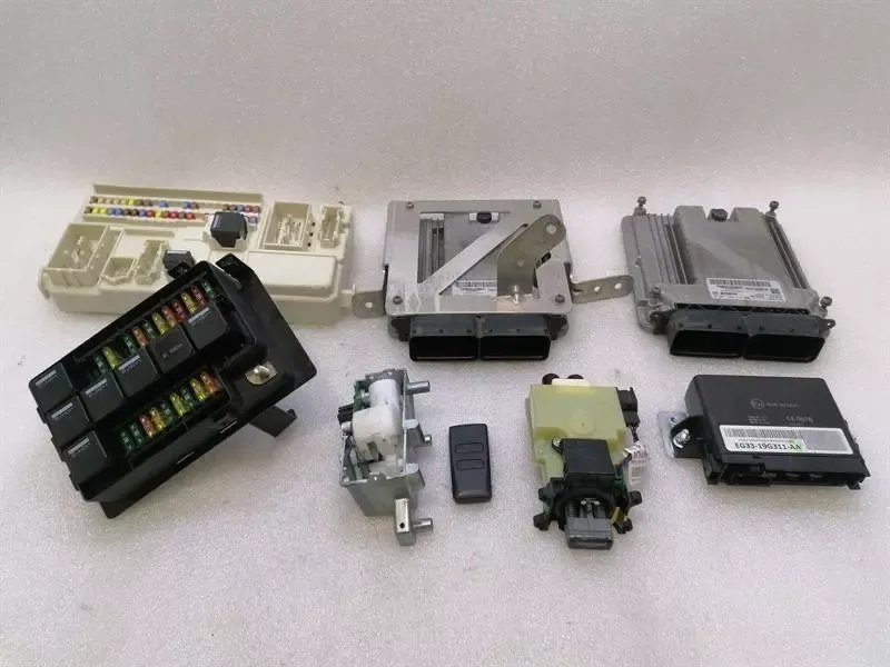 Aston Martin Vantage V12 Engine ECU ED23-12A650-AA Engine Control Unit