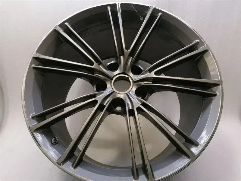 Aston Martin Vanquish 11.5J X20 ET50 Alloy Wheel CD33-9965G-CA Alloy Wheel