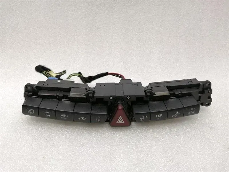 Mercedes S-Class W220 Centre Switchblock A2208216958 Switchblok