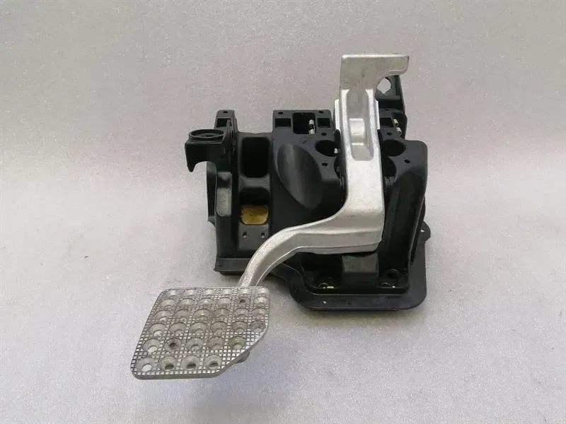 Ferrari 612 Scaglietti F137 Brake Pedal 191401 Brake Pedal