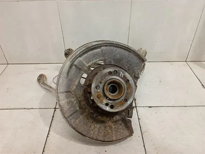 Maybach 62 V240 Left Rear Hub A2403500908 Wheel Bearing Housing Rear Left SET SET