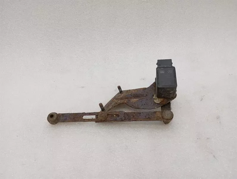 Maybach 62 V240 Level Sensor A0105427617 Level Sensor