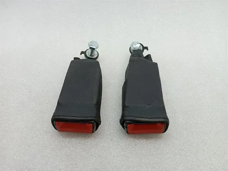 Aston Martin Virage MK2 2011-2012 belt buckle rear belt buckle leather leather