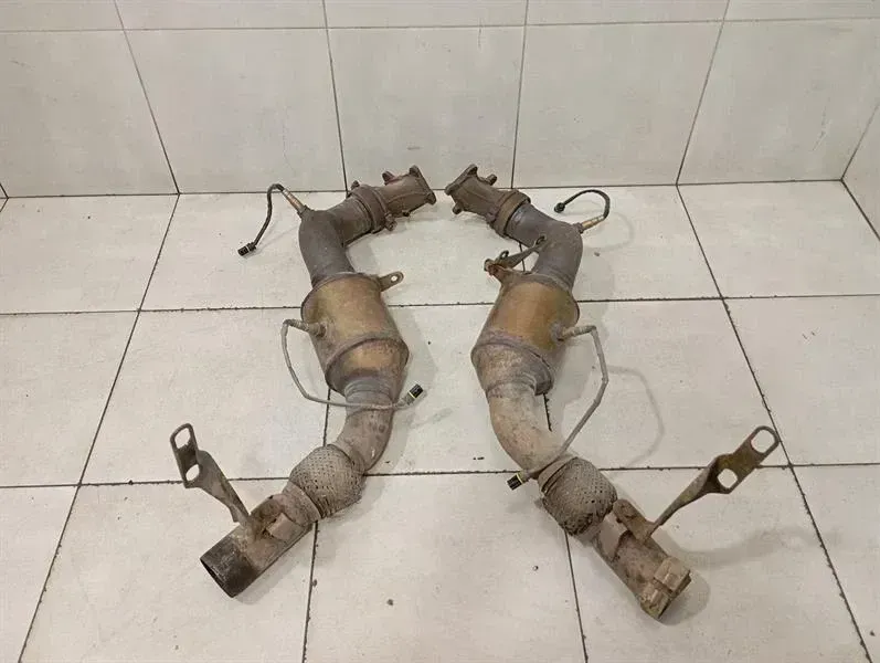 Maybach 62 V240 Catalytic Converter Set A2404900619 Catalytic Converter Kit