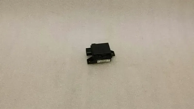Mercedes SL R230 W215 seatbelt sensor A2158600505 belt sensor module control unit