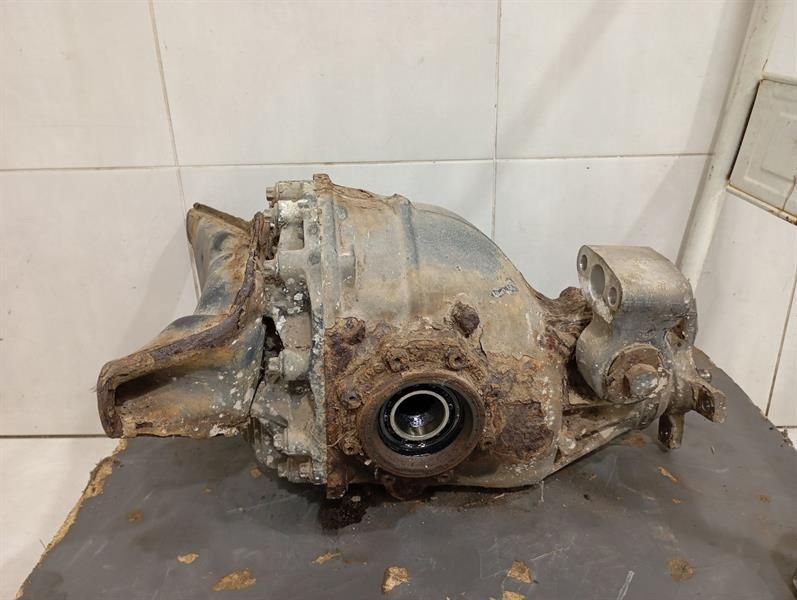 Maybach 62 V240 Rear Diff A2403501414 Rear Differential 2.82