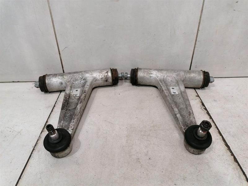 MAYBACH 57 W240 Front Wishbone A2403301907 Front Handlebar TRANSVERSE DEFECT
