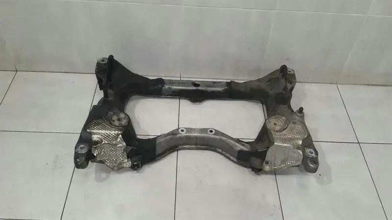 Mercedes SL R230 Beam / Subframe Front A2306280357 Front Axle Carrier
