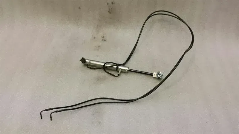 Mercedes SL R230 Right Hydraulic Cylinder A2308001272 Hydraulic Cylinder Right