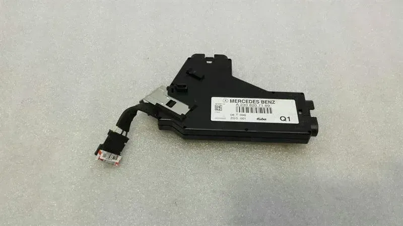 Mercedes SL R230 Left Antenna Amplifier A2308207189 Antenna Strengthening Left