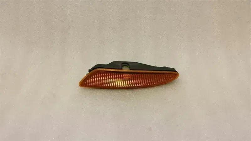 Mercedes SL R230 Right Indicator A2308851714 Side Indicator Right
