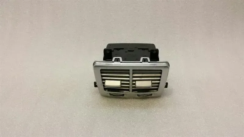 Mercedes CL W216 Rear Air Vent A2218301054 Rear Vent Nozzle
