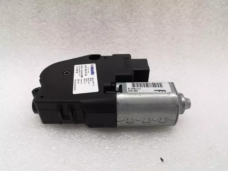 Mercedes S-Class W221 Panoramic Sun Roof Engine A2218204742 Sunroof Motor