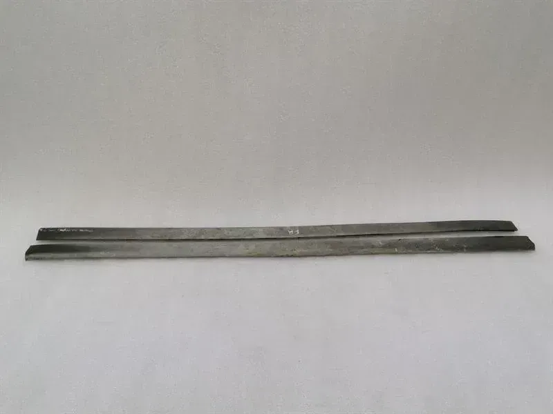 Ferrari 550 Maranello F133 65747600 Seal Wheel Arch Liner Front