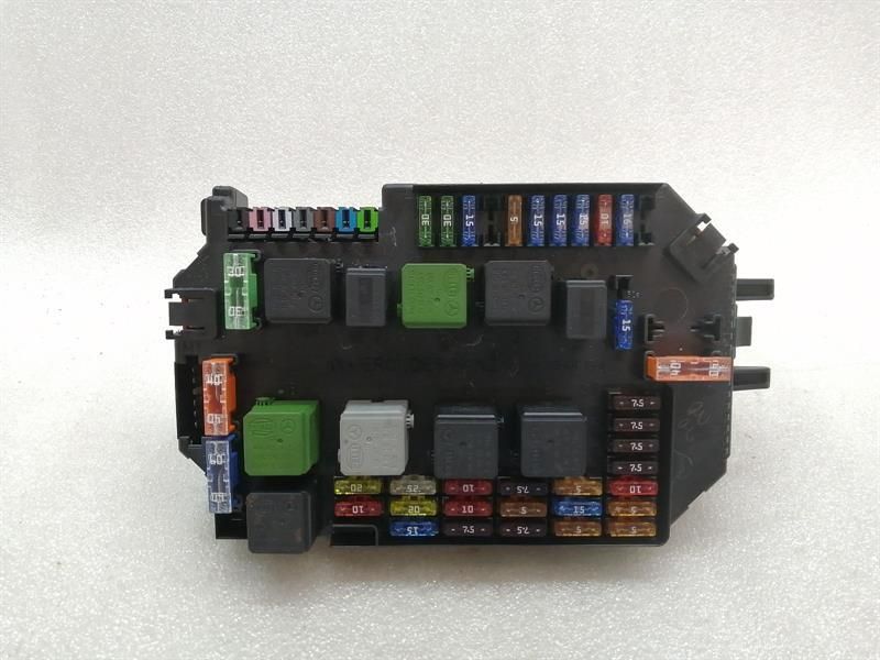 Mercedes CL W216 Fuse Box A2219067200 Fuse Box SAM